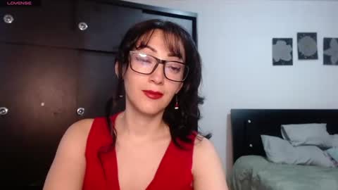 Snapshot of alicelove75 chatting on June 2026 10:47:01 PM alicelove75 online show from June 2026 10:47:01 PM