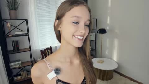 Serena online show from November 2025 08:03:02 AM