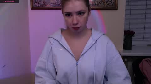 Alice online show from November 2025 08:03:02 AM