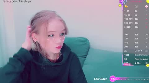 Alice online show from November 2025 03:39:01 AM