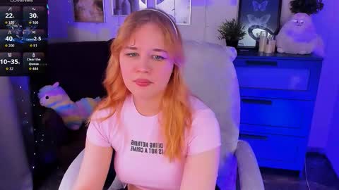 Snapshot of alicepopsy chatting on October 2025 11:23:02 AM Alice online show from October 2025 11:23:02 AM