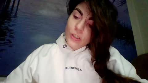 AliceTailorrr online show from May 2026 06:37:01 PM