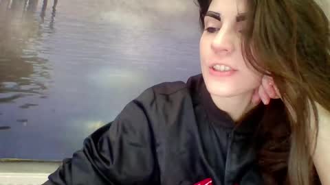 AliceTailorrr online show from May 2026 06:52:01 AM