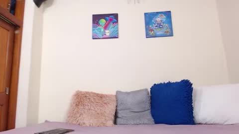 J Ruiz online show from September 2025 02:49:02 PM