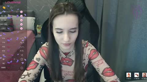 Snapshot of aliceweiss_ chatting on May 2026 10:09:01 AM Alice online show from May 2026 10:09:01 AM