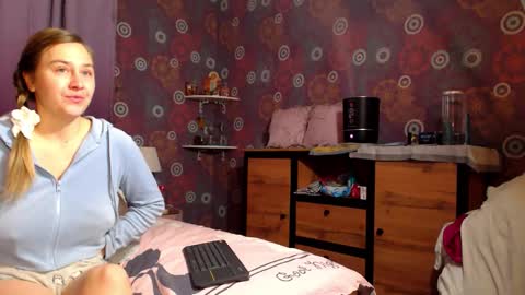 alicewetsquirt online show from February 2026 12:49:01 AM