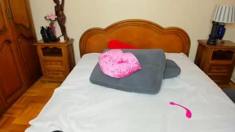 Alice online show from November 2025 06:58:02 AM