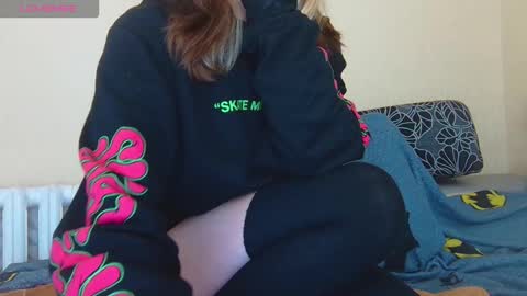 AliceWoolfy online show from October 2025 11:21:02 PM