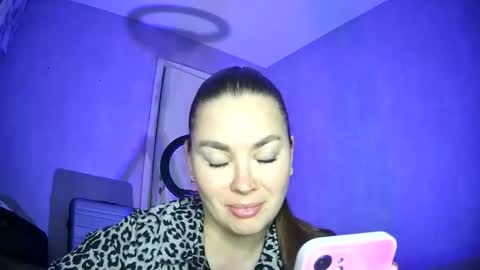 Snapshot of alicexfresh chatting on October 2025 06:25:02 PM AlicexFresh online show from October 2025 06:25:02 PM