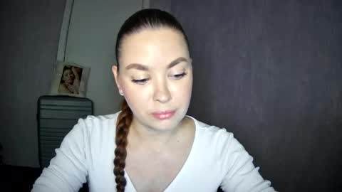 AlicexFresh online show from August 2026 04:23:02 AM