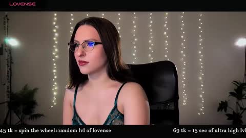 Snapshot of alicia_art_ chatting on March 2026 07:57:01 PM Alicia online show from March 2026 07:57:01 PM