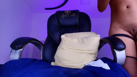 Alicia Kyse  online show from April 2026 06:19:01 AM