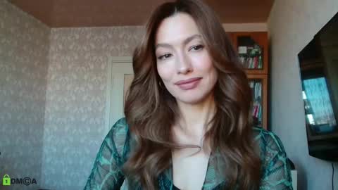 Alicia online show from October 2025 04:43:02 AM