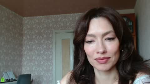 Snapshot of alicia_savory chatting on June 2026 07:40:01 AM Alicia online show from June 2026 07:40:01 AM