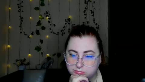 Snapshot of alicia_side_red chatting on March 2026 06:30:01 AM Alicia online show from March 2026 06:30:01 AM