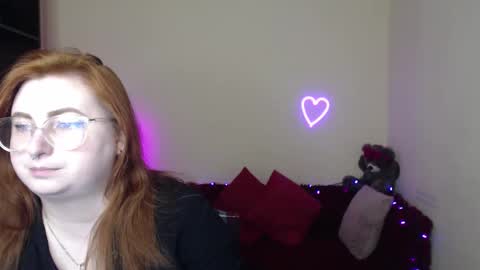 Snapshot of alicia_side_red chatting on March 2026 05:30:02 AM Alicia online show from March 2026 05:30:02 AM