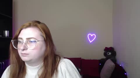 Snapshot of alicia_side_red chatting on April 2026 06:02:02 AM Alicia online show from April 2026 06:02:02 AM