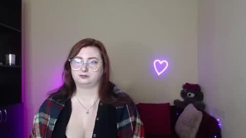 Snapshot of alicia_side_red chatting on April 2026 06:08:01 AM Alicia online show from April 2026 06:08:01 AM