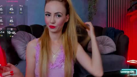 Snapshot of aliciahazel chatting on June 2026 07:36:01 PM aliciahazel online show from June 2026 07:36:01 PM