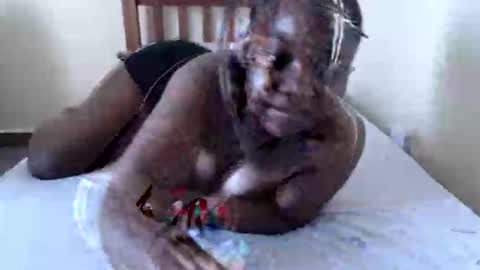 alicialust1 online show from February 2025 12:17:02 PM