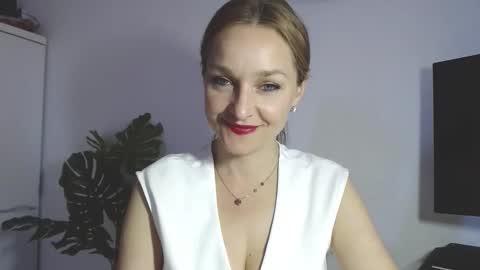 Alicia online show from April 2026 07:01:01 AM