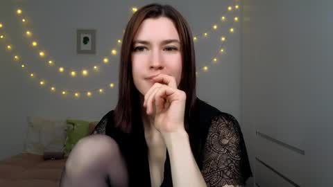 Snapshot of alicianoveli chatting on June 2026 07:14:02 PM alicianoveli online show from June 2026 07:14:02 PM