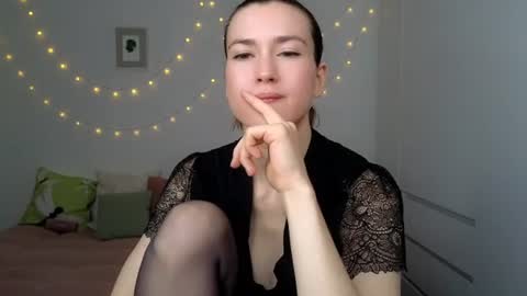 Snapshot of alicianoveli chatting on July 2026 04:18:01 AM alicianoveli online show from July 2026 04:18:01 AM