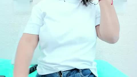 im tutti online show from February 2026 02:45:02 AM