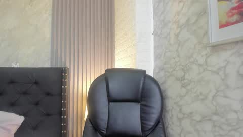 alicya online show from March 2026 12:01:02 PM