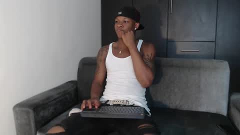 Alid 17 online show from February 2025 09:23:01 PM