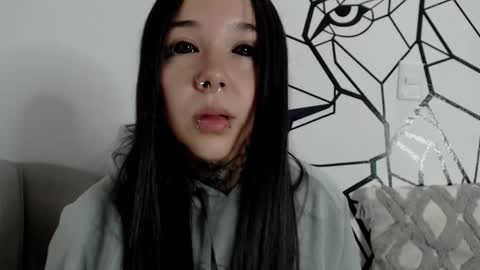    online show from May 2026 01:32:02 AM