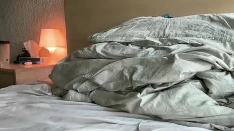 Snapshot of aliensuppstar chatting on April 2026 09:53:02 PM Aliensuppstar online show from April 2026 09:53:02 PM