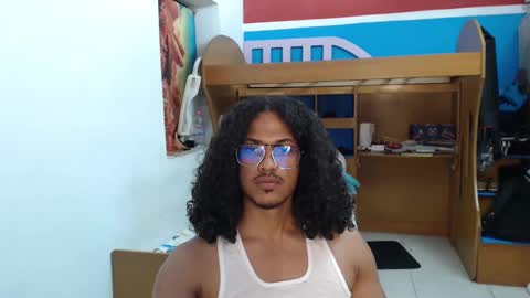 Snapshot of alienxmoon chatting on September 2025 05:01:02 AM alienxmoon online show from September 2025 05:01:02 AM