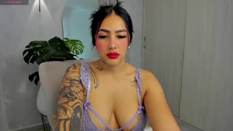 Snapshot of aliessiarose1 chatting on July 2026 11:27:02 AM Ali online show from July 2026 11:27:02 AM