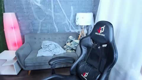 Alice online show from December 2024 01:18:02 AM