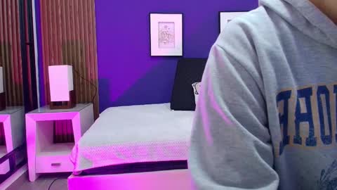 Alina online show from February 2025 11:55:01 AM