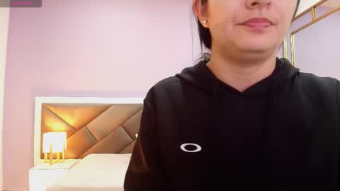 Alina online show from November 2025 11:31:02 AM