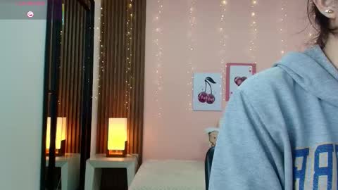 Alina online show from March 2026 11:43:02 AM