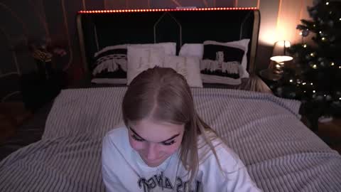 Alina online show from January 2026 03:01:01 AM