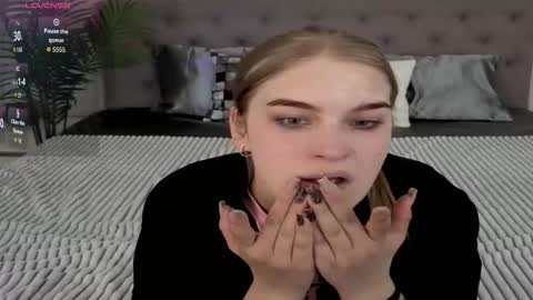 Alina online show from March 2026 07:24:02 AM