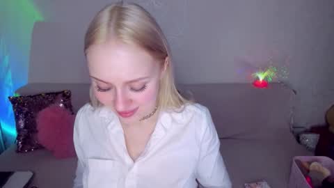 alinaocean online show from February 2026 04:12:02 PM