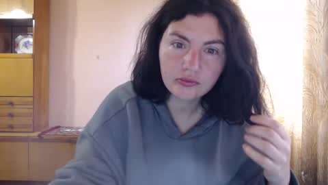 Snapshot of alinaxjames chatting on May 2026 08:08:02 AM AlinaxJames online show from May 2026 08:08:02 AM