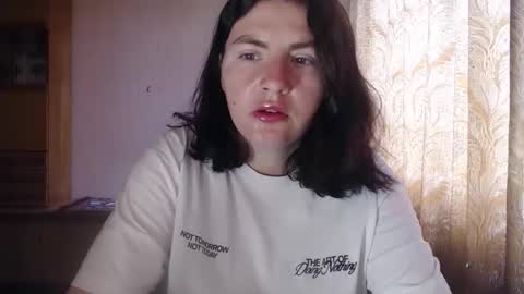 Snapshot of alinaxjames chatting on May 2026 08:34:02 AM AlinaxJames online show from May 2026 08:34:02 AM