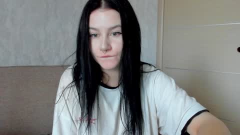 Snapshot of alinegreeeen chatting on December 2024 05:43:01 AM Aline Greeeen online show from December 2024 05:43:01 AM