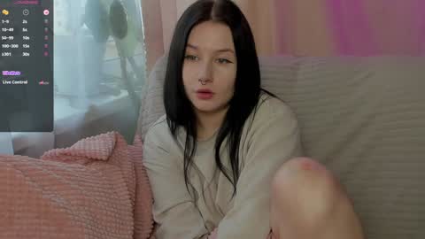 Snapshot of alinegreeeen chatting on December 2024 05:15:02 AM Aline Greeeen online show from December 2024 05:15:02 AM