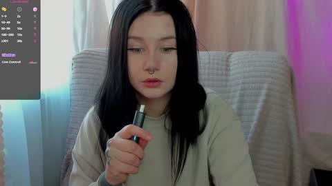 Snapshot of alinegreeeen chatting on January 2025 09:08:02 AM Aline Greeeen online show from January 2025 09:08:02 AM