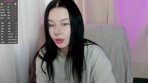 Snapshot of alinegreeeen chatting on January 2025 08:13:02 AM Aline Greeeen online show from January 2025 08:13:02 AM