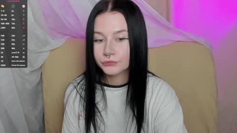 Snapshot of alinegreeeen chatting on January 2025 01:49:01 PM Aline Greeeen online show from January 2025 01:49:01 PM