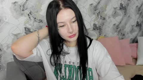 Snapshot of alinegreeeen chatting on February 2025 09:30:01 AM Aline Greeeen online show from February 2025 09:30:01 AM