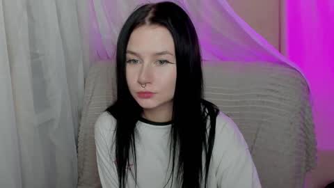 Snapshot of alinegreeeen chatting on February 2025 01:38:01 PM Aline Greeeen online show from February 2025 01:38:01 PM